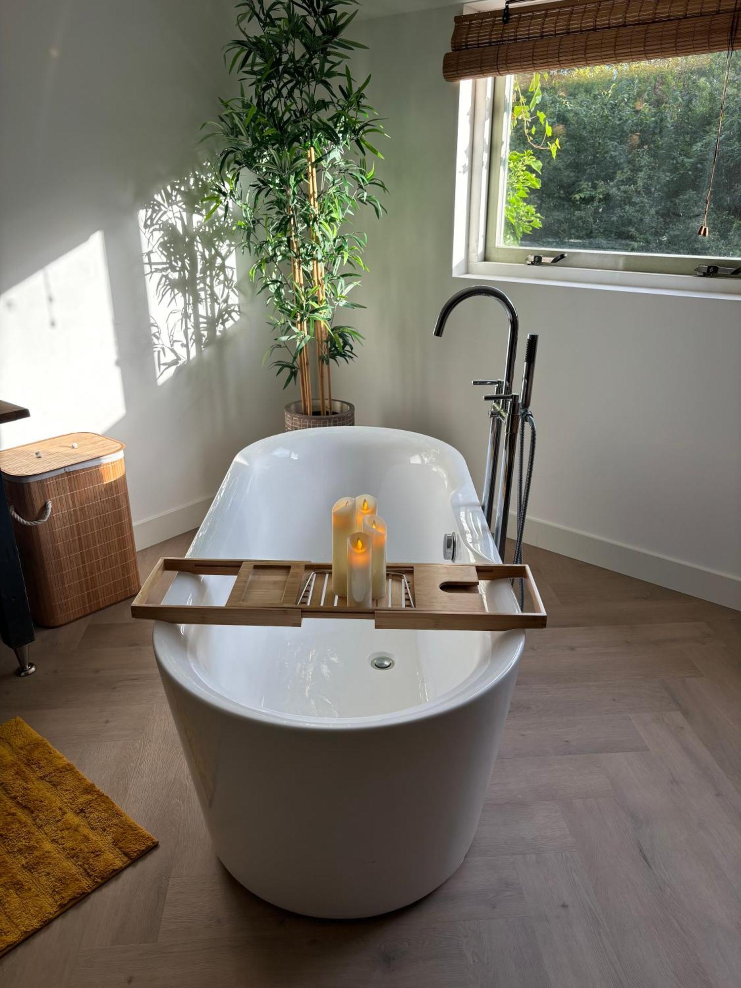 Bamboe Suite Bentveld Met Ligbad En Gratis Parkeren Exterior photo